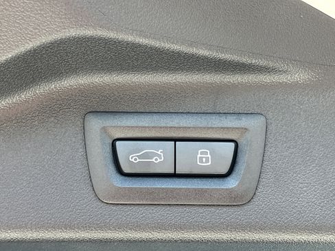 New 2026 BMW X7 M60i image 31