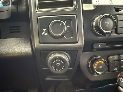 Used 2018 Ford F150 XLT w/ Equipment Group 302A Luxury image 33