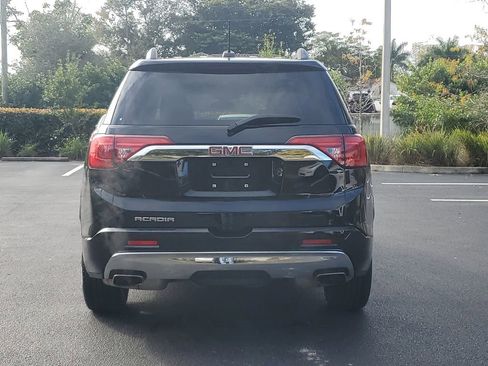 Used 2019 GMC Acadia Denali w/ Technology Package image 4