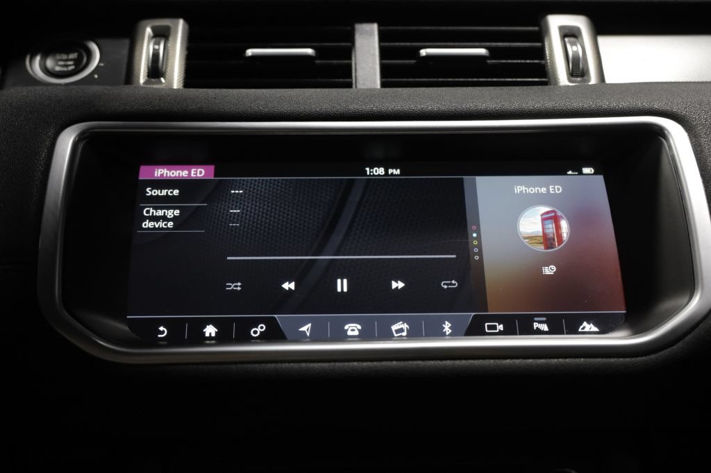 Used 2018 Land Rover Range Rover Evoque SE AWD/4WD image 44