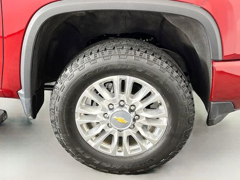 Used 2023 Chevrolet Silverado 2500 High Country AWD/4WD image 39