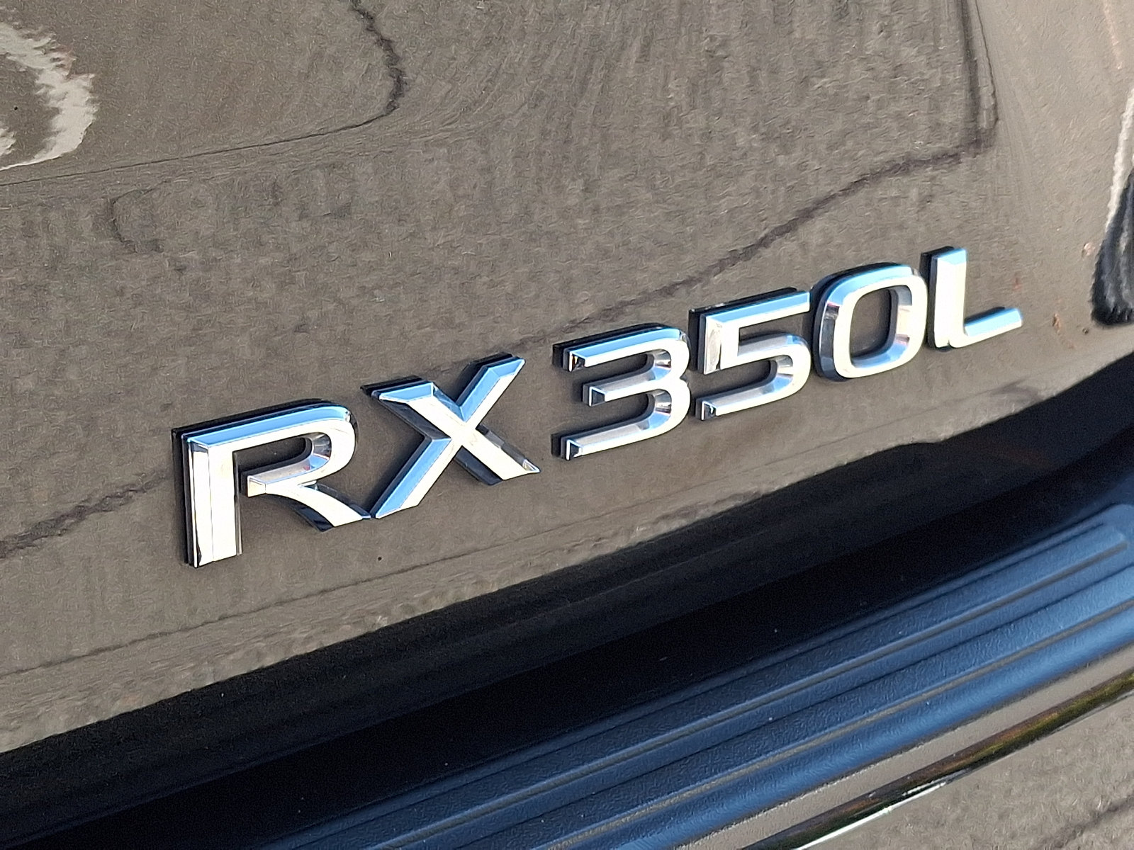 Certified 2020 Lexus RX 350L Premium w/ Premium Package AWD/4WD image 31