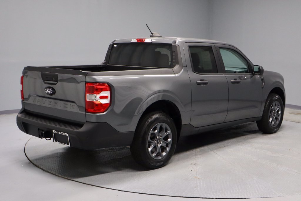 Certified 2025 Ford Maverick XLT w/ Equipment Group 301A AWD/4WD image 11