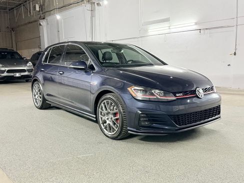 Used 2018 Volkswagen GTI Autobahn FWD image 4