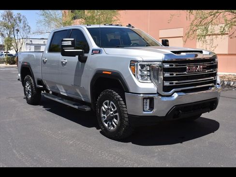 Used 2021 GMC Sierra 2500 SLE w/ SLE Convenience Package AWD/4WD image 2