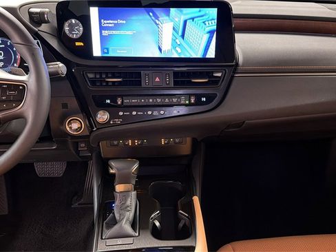 Certified 2024 Lexus ES 350 w/ Premium Package image 16