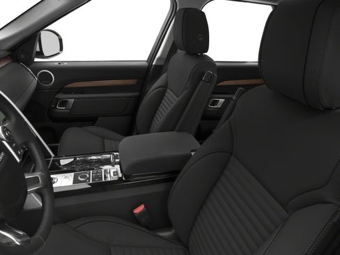 Used 2017 Land Rover Discovery First Edition image 8