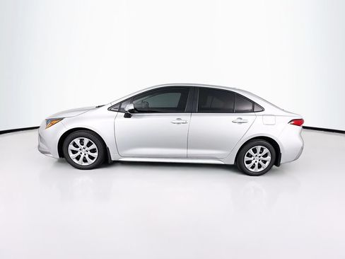 Used 2026 Toyota Corolla LE FWD image 6