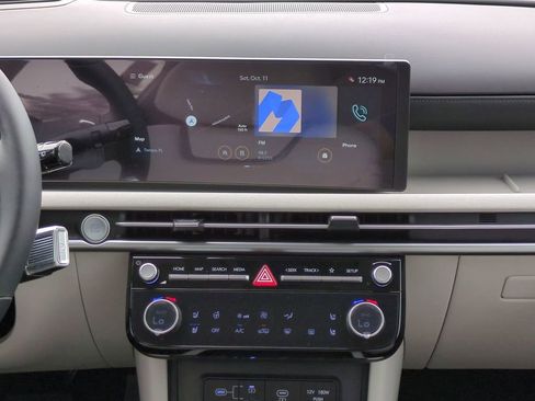 New 2026 Hyundai Tucson Limited image 17