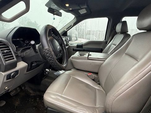 Used 2018 Ford F250 XL w/ STX Appearance Package image 6