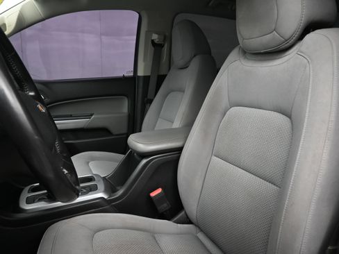 Used 2020 Chevrolet Colorado LT AWD/4WD image 11