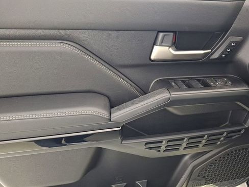 New 2026 Toyota 4Runner Limited image 12