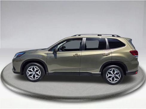 Certified 2023 Subaru Forester Premium AWD/4WD image 18