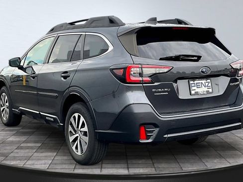 Used 2021 Subaru Outback Premium AWD/4WD image 4