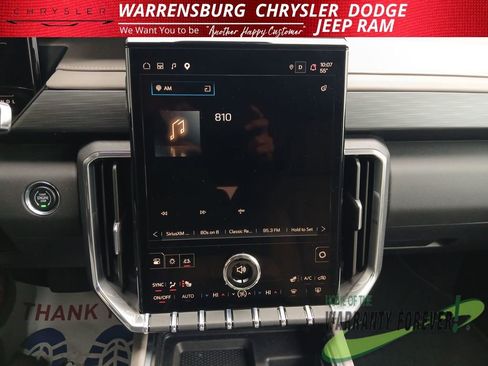 Used 2026 GMC Acadia Elevation w/ Elevation Premium Package AWD/4WD image 26