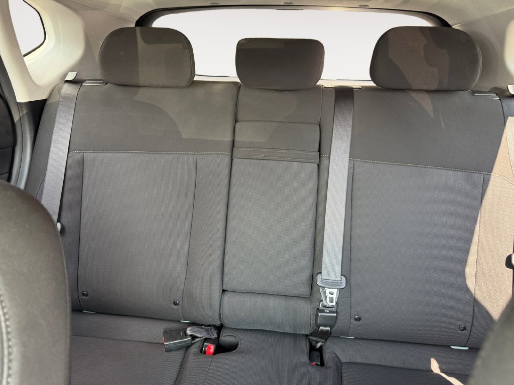 Used 2025 Hyundai Kona SEL AWD/4WD image 13