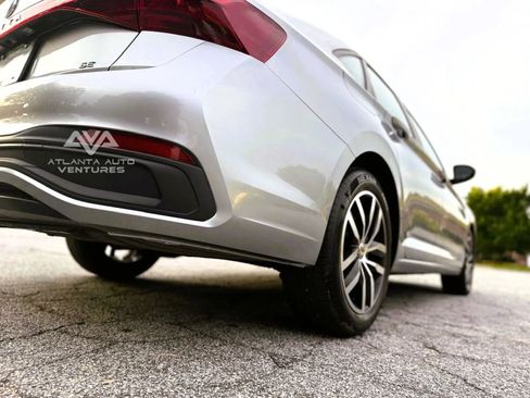 Used 2025 Volkswagen Jetta SE image 20