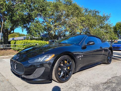 Used 2015 Maserati GranTurismo Sport image 16
