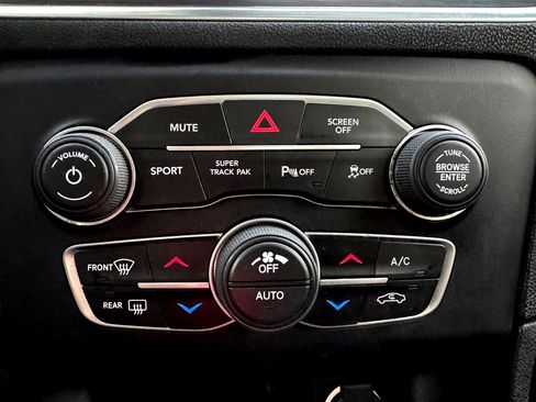 Used 2018 Dodge Charger R/T Scat Pack w/ Beats Audio Group image 28