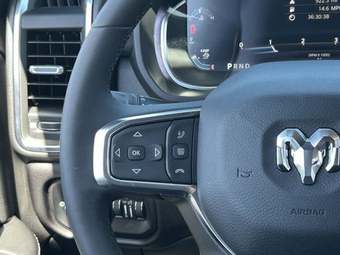 Used 2025 RAM 2500 Laramie AWD/4WD image 24