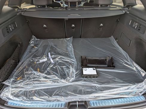 New 2026 Mercedes-Benz GLC 300 4MATIC image 31
