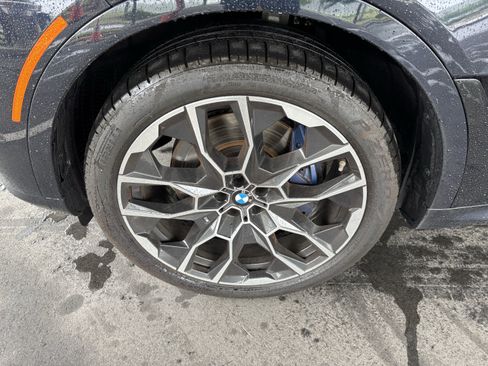 Used 2026 BMW X7 M60i w/ Climate Comfort Package AWD/4WD image 13