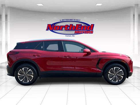 Used 2025 Chevrolet Blazer EV LT AWD/4WD image 8
