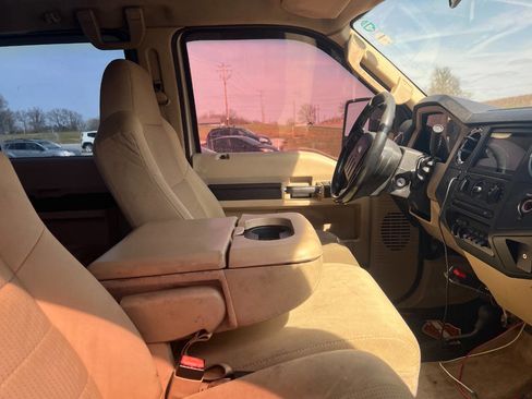 Used 2008 Ford F250 Lariat image 8
