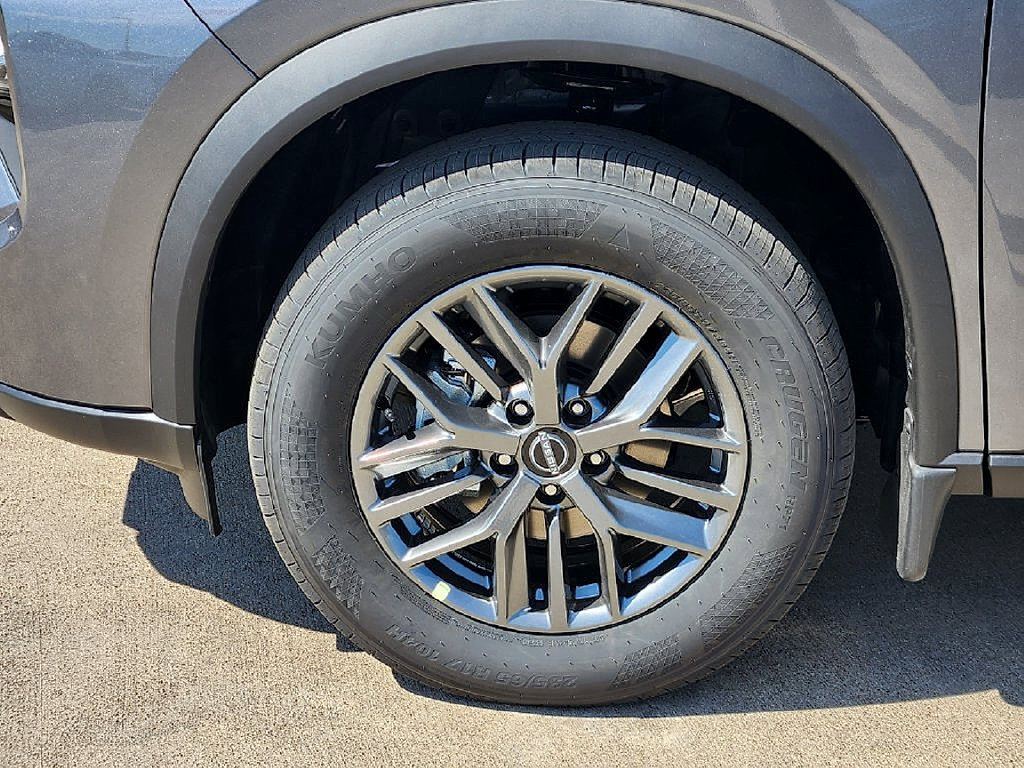 New 2027 Nissan Rogue S FWD image 10