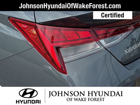 Used 2025 Hyundai Elantra Limited FWD image 44