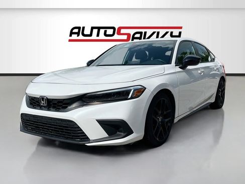 Used 2024 Honda Civic Sport image 3