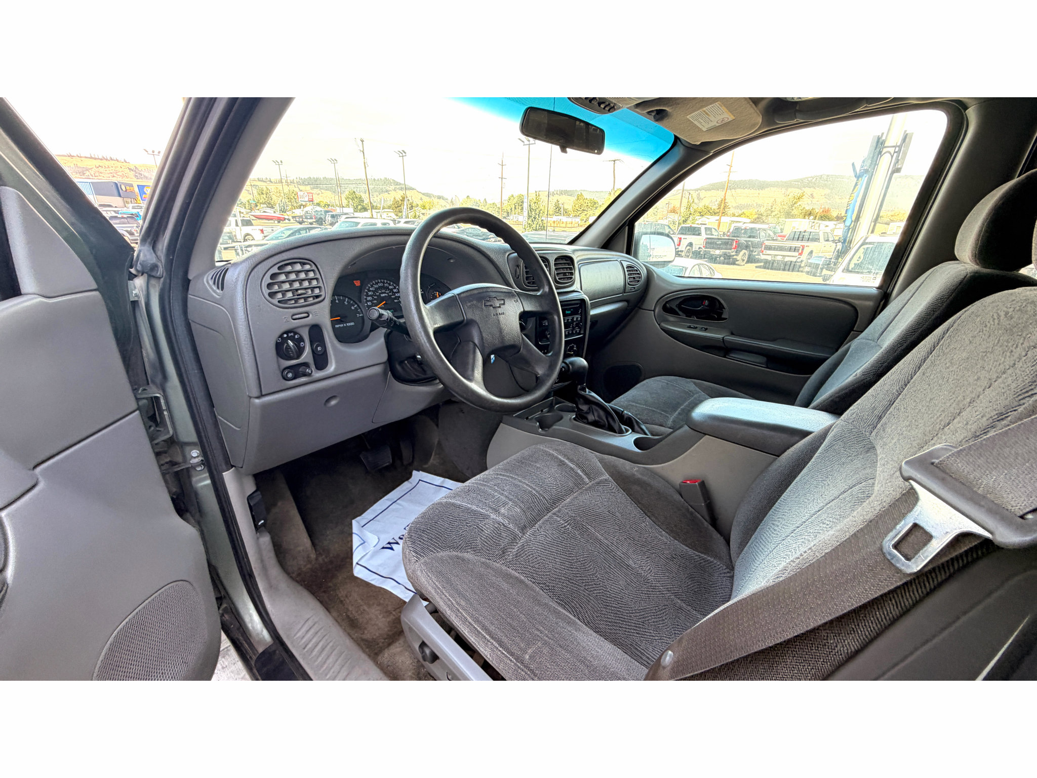 Used 2004 Chevrolet TrailBlazer LT AWD/4WD image 17