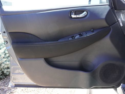 Used 2025 Nissan Leaf S FWD image 17
