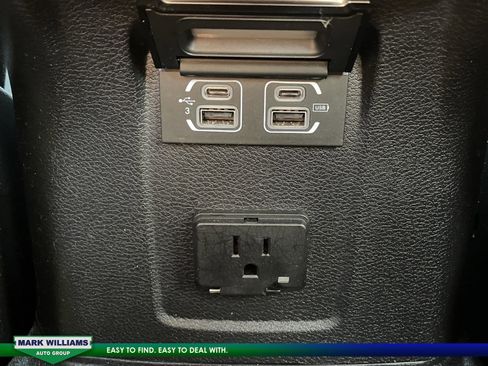 Used 2019 Jeep Wrangler Unlimited Sahara w/ Safety Group image 33