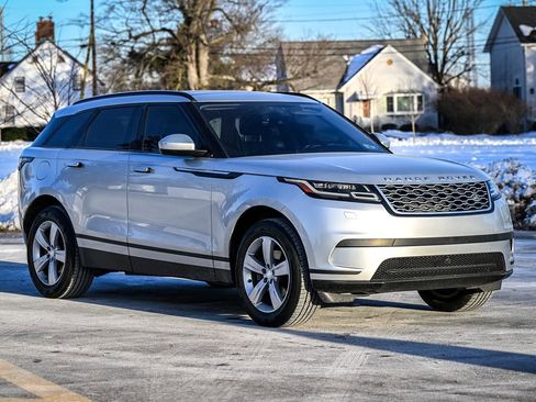 Used 2018 Land Rover Range Rover Velar S image 2