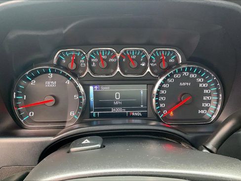 Used 2018 Chevrolet Silverado 1500 LT w/ Texas Edition image 17