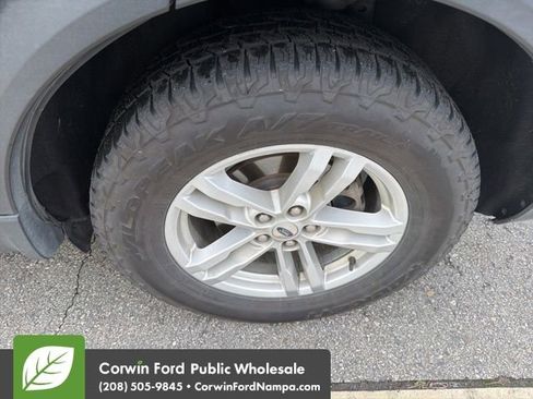 Used 2020 Ford Explorer XLT w/ Comfort Package image 8