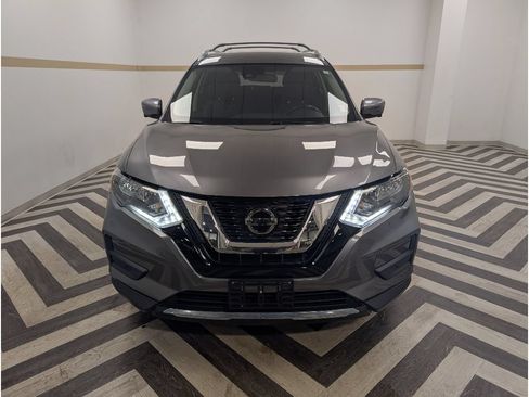 Used 2020 Nissan Rogue SV w/ Premium Package FWD image 27