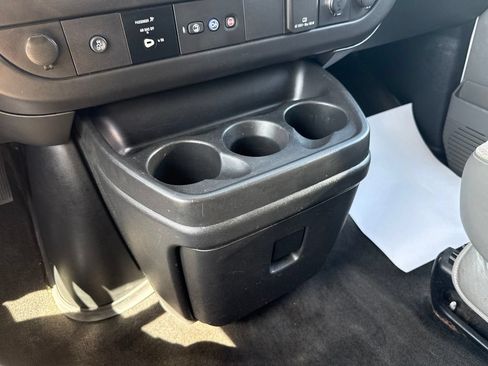 Used 2015 Chevrolet Express 3500 LT w/ LT Preferred Equipment Group RWD image 33