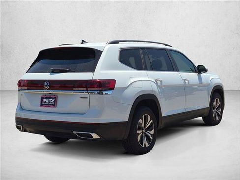 Used 2024 Volkswagen Atlas SE AWD/4WD image 5