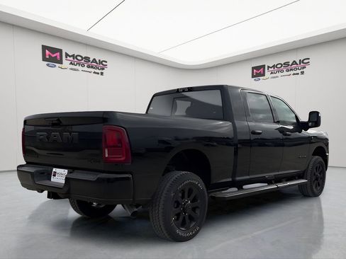 New 2026 RAM 2500 Laramie AWD/4WD image 3