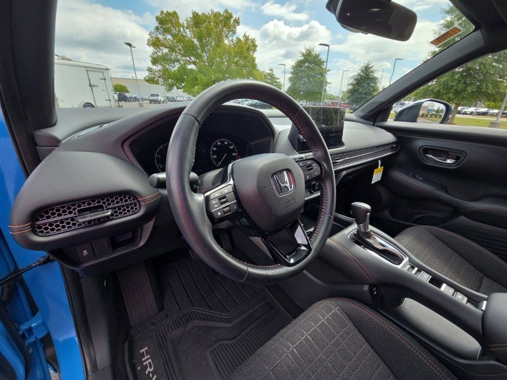 Used 2026 Honda HR-V Sport image 25
