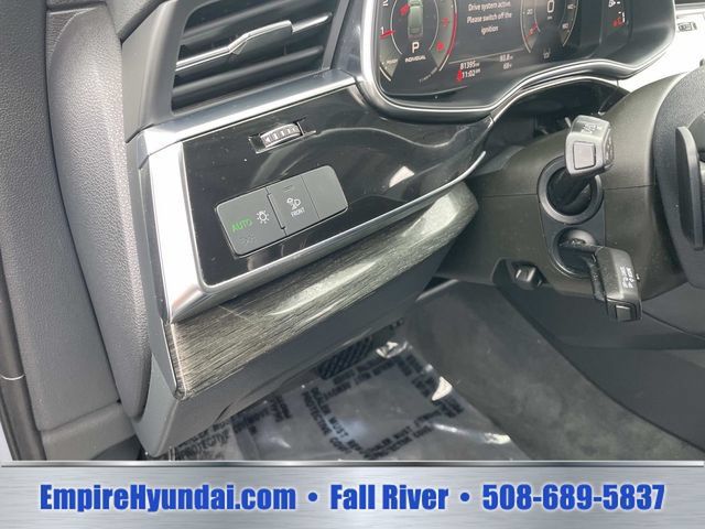Used 2022 Audi Q7 2.0T Premium Plus AWD/4WD image 22
