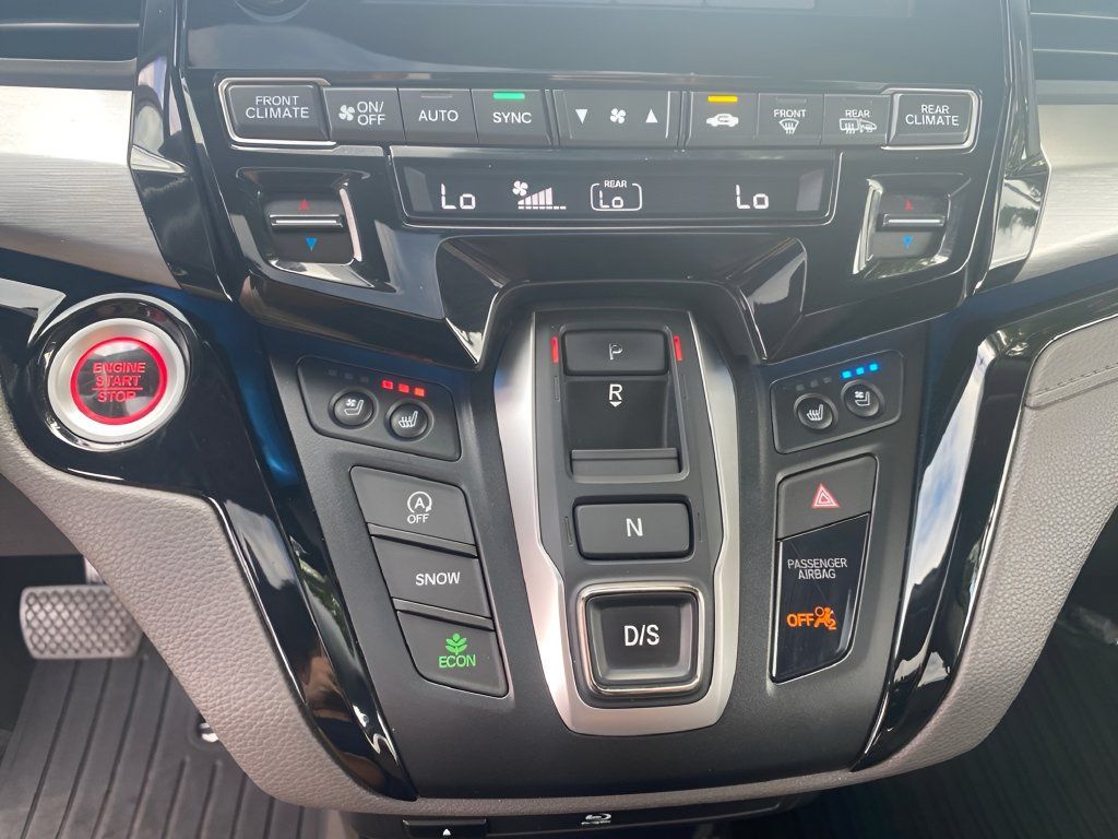Used 2019 Honda Odyssey Elite image 25