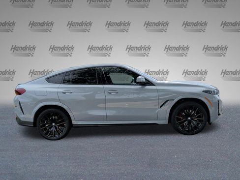 Used 2024 BMW X6 xDrive40i w/ Premium Package AWD/4WD image 6