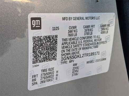 New 2026 Chevrolet Suburban High Country image 27