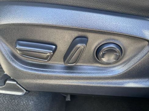 Certified 2022 Toyota Corolla Cross XLE w/ Black Badges Package (TMS) image 12