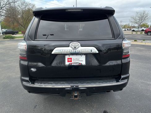 Used 2018 Toyota 4Runner Limited AWD/4WD image 11
