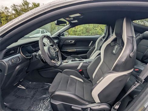 Used 2021 Ford Mustang Shelby GT500 w/ Technology Package image 22