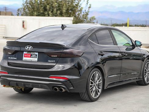 Used 2018 Hyundai Elantra Sport w/ Sport Premium Package 03 FWD image 5
